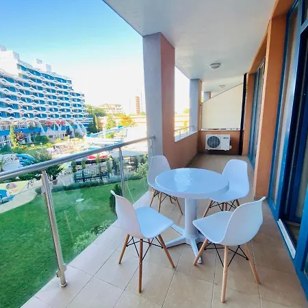 Family Apartment In Trakia Complex Διαμέρισμα *